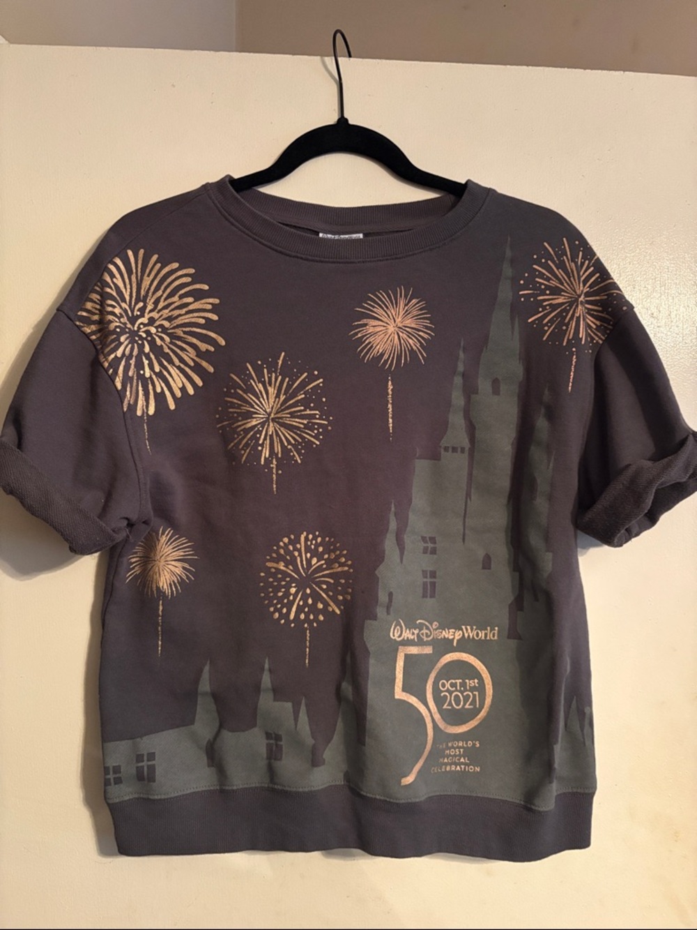 Disney Gray Short Sleeved Crop Sweatshirt w/ Gold Fireworks and Castle Graphic